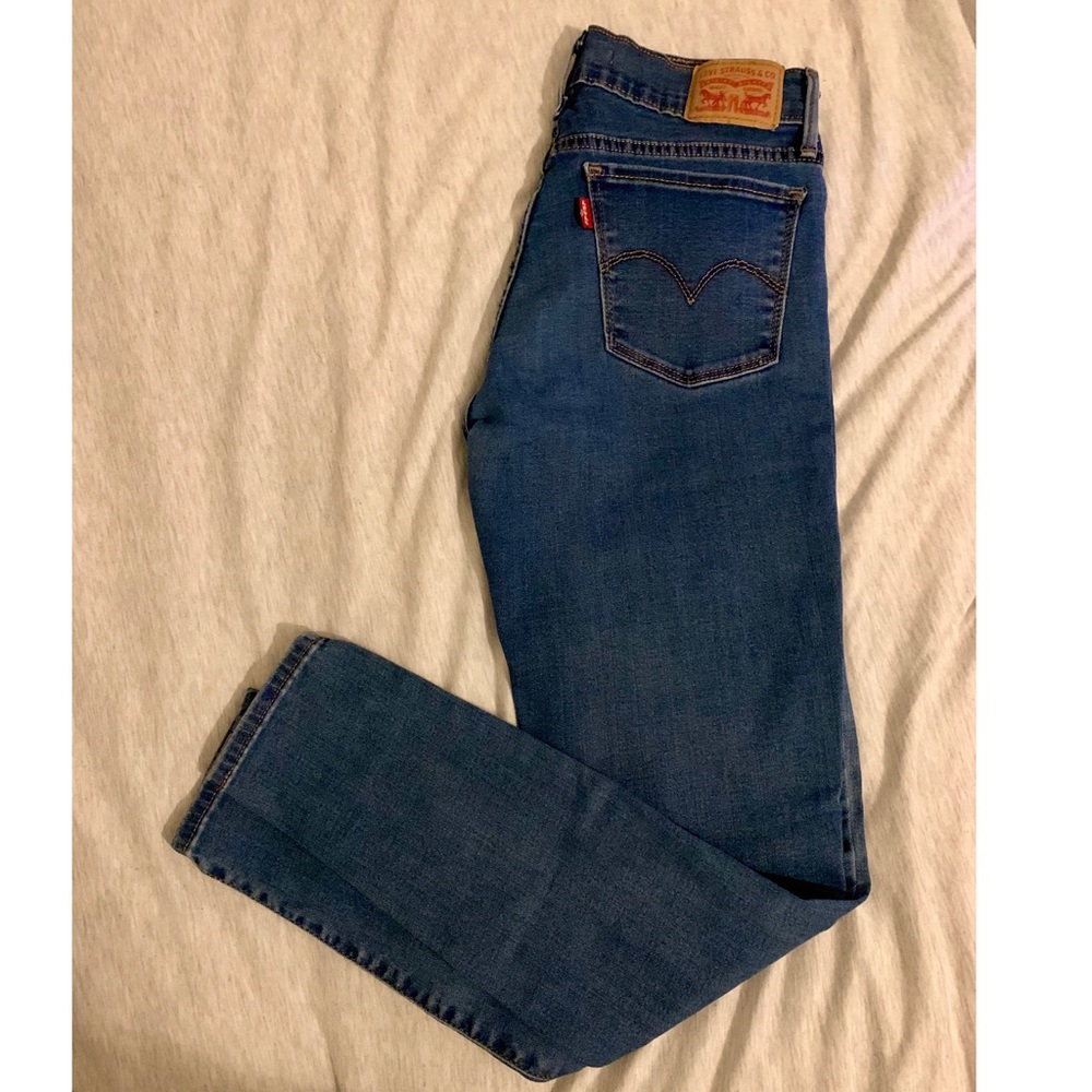 LEVIS JEANS
